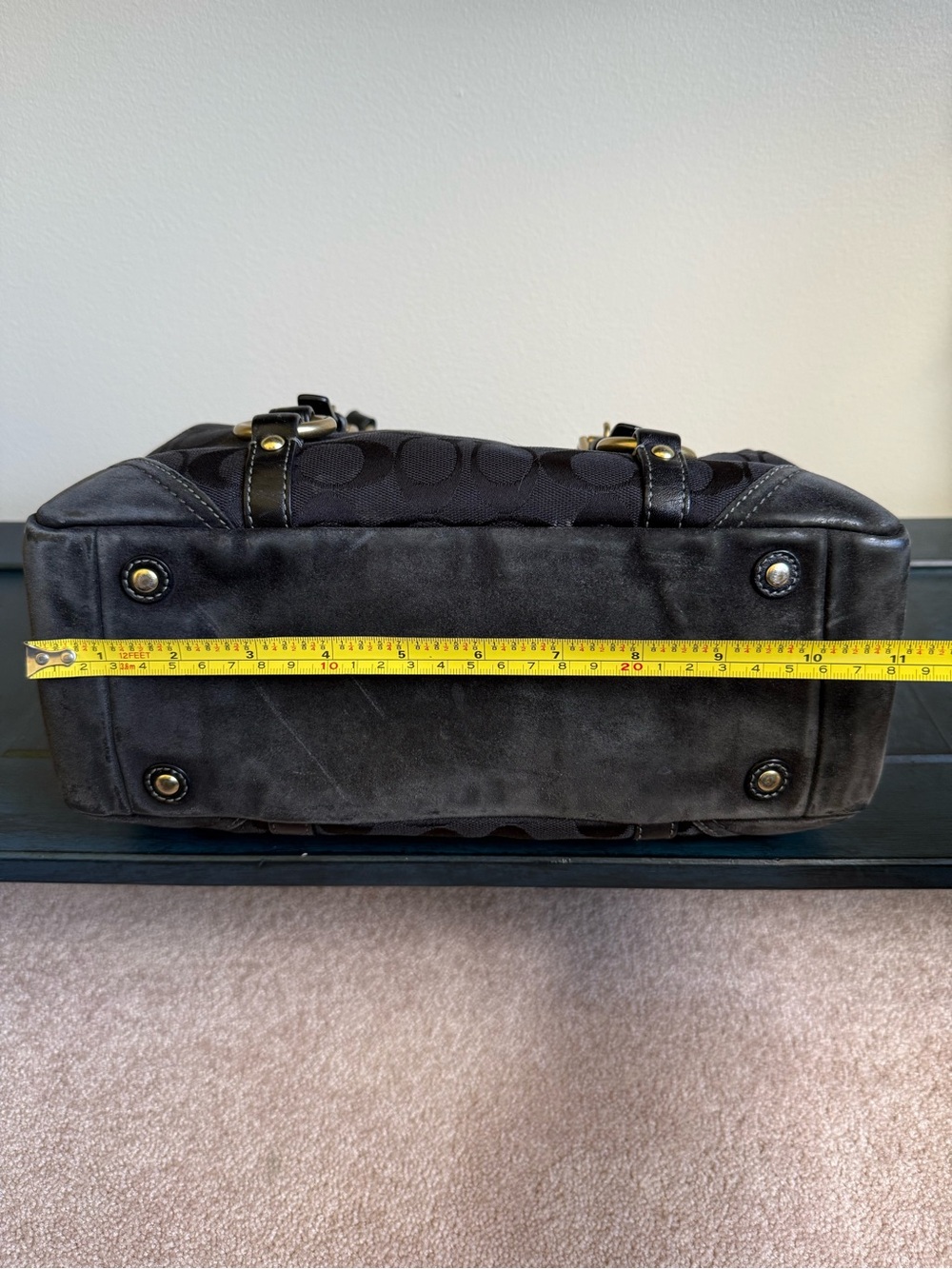 Classic Coach Black Signature-Pattern Tote Bag - Picture 6 of 10